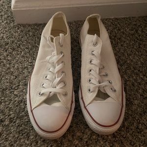 White, low top Converse. Size 8.5. Excellent condition. Worn twice.